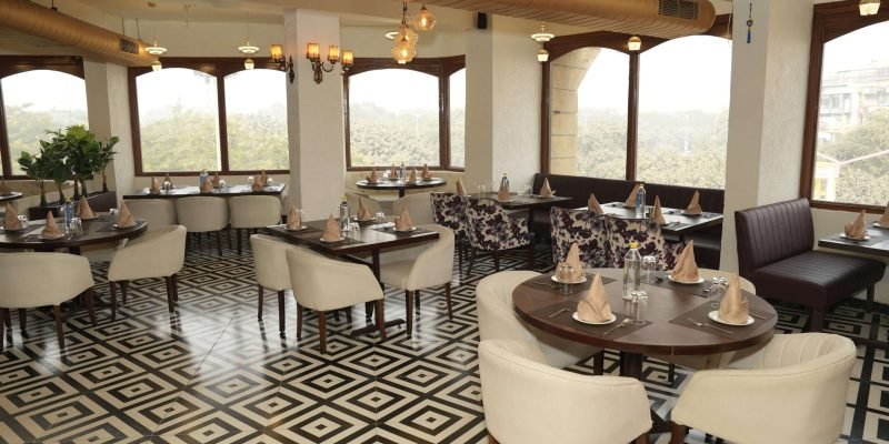 Oye! Punjab Fine Dining Restaurant & Bar