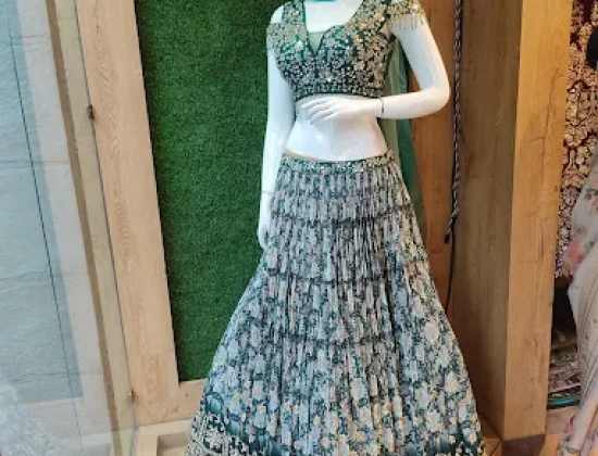 Kamni Sarees